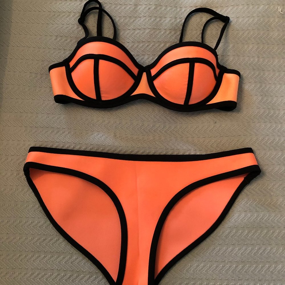 Triangl Bikini